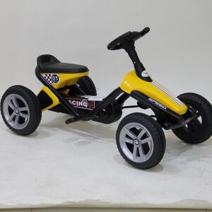 Safir Toys Kids Pedal Go-Kart – Lightweight Sports Design, Battery-Free – Safe Manual Ride-On with Strong Wheels and Comfortable Seat – Suitable for Ages 3-6 – For Gardens and Indoor Use