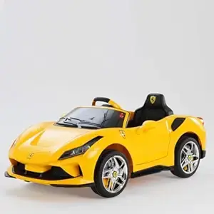 سيارة فيراري F8 تعمل ببطارية 12 فولت من جيه إن كرييشنز للأطفال مع جهاز تحكم عن بعد (أصفر)